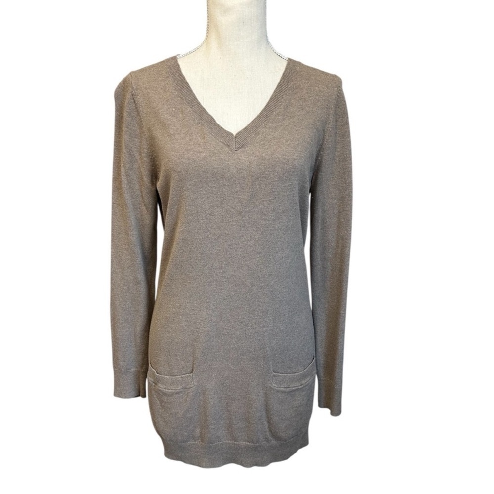 GAP Sweater Long V-Neck Tunic Front Pockets Oatmeal Women’s Size Medium